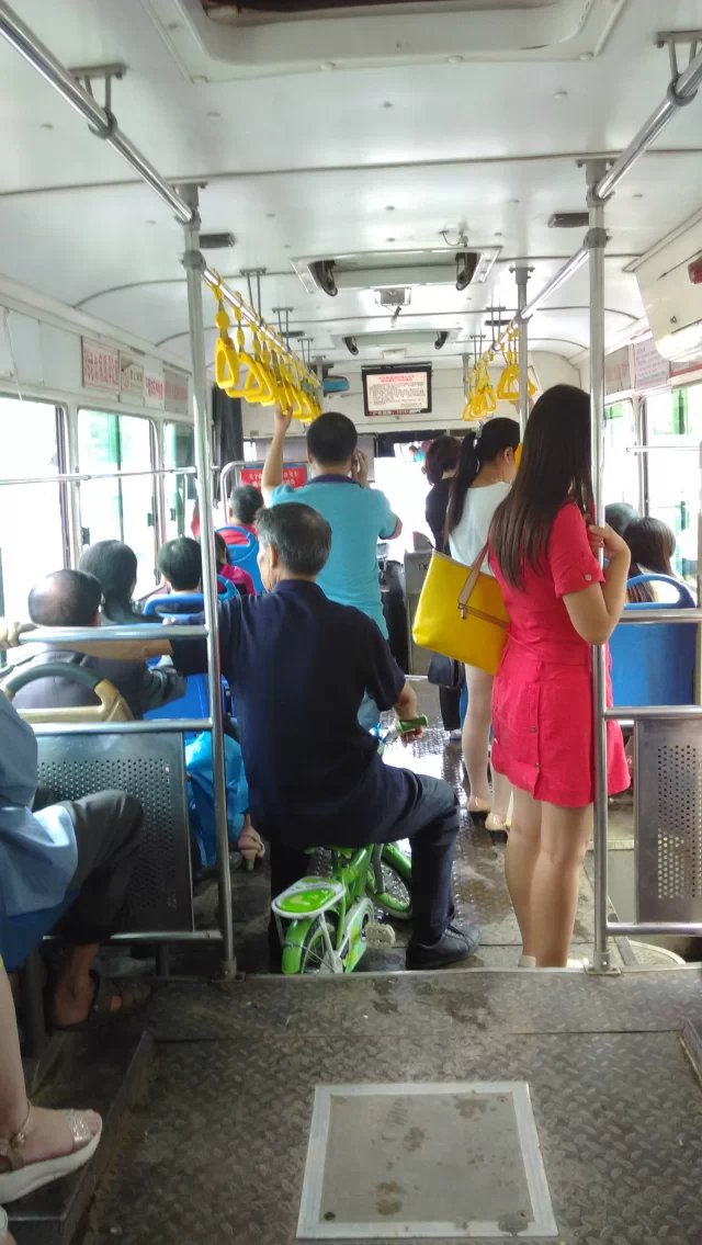 大爷霸气，你们别乱看