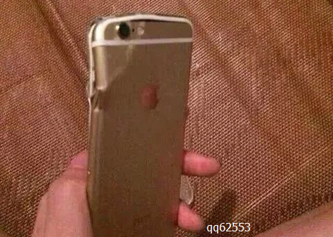 刚坐下来一声响，吓我一跳