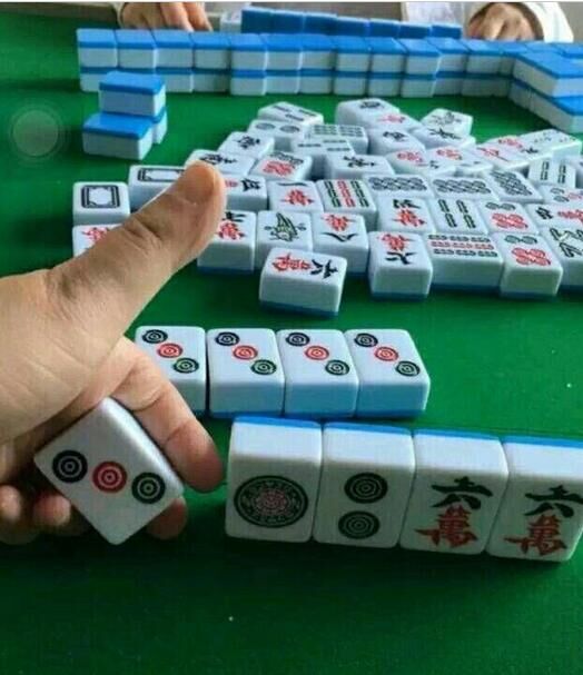告诉我，糊是不糊，在线等。